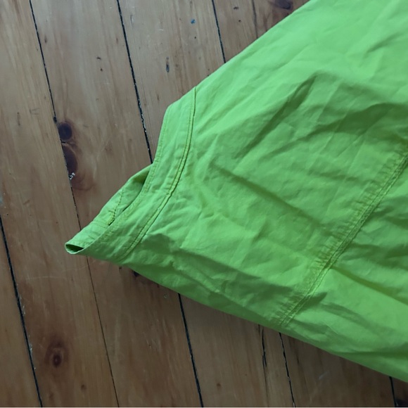 Pilcro Anthropologie Drawstring Chartreuse Poplin Button Blouse medium green - Picture 10 of 10